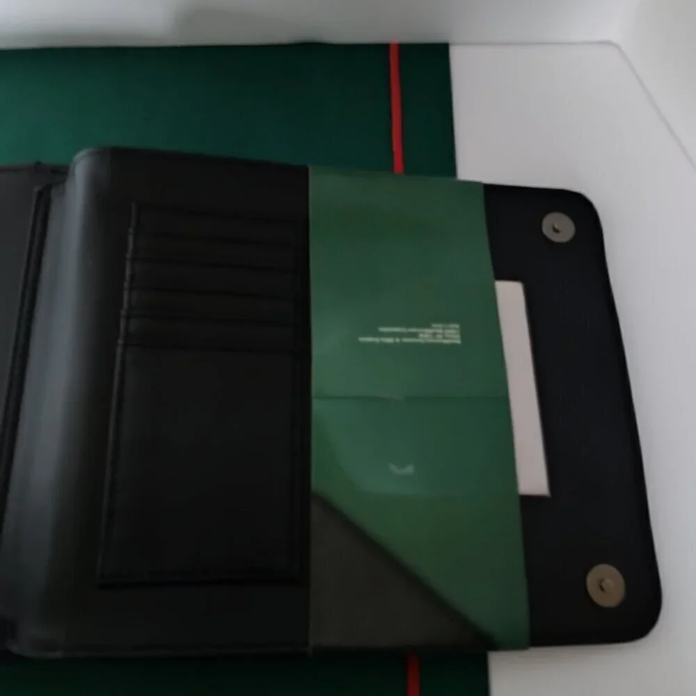 Day Runner Black Zippered Planner